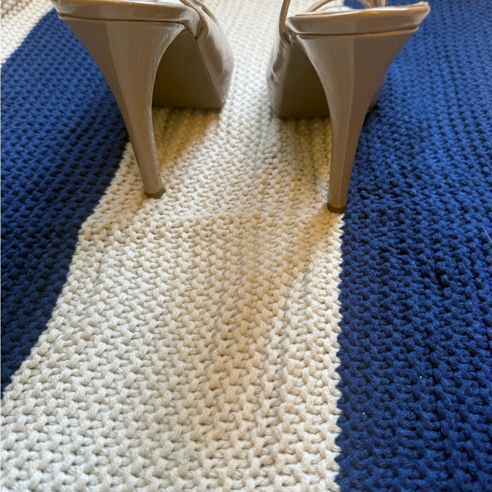 NOT AVAILABLE - Picture 4 of 5